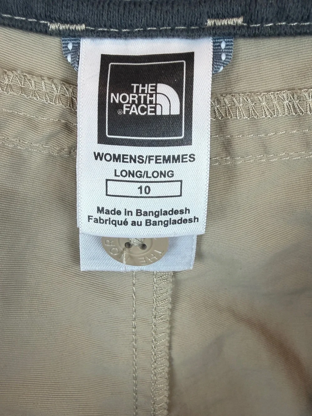 The North Face women’s Tan Hiking outdoor nylon Cargo Shorts size 10 Long